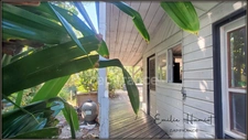 A louer - Maison de type bungalow - 3 pièces avec terrasse, bac à punch et piscine commune