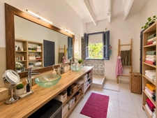 A vendre - Fort de France Quartier Didier -  Villa T6 avec jardin, terrasse, carbet et piscine