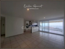 A Louer - Appartement de type 4 - Terrasse - Box - Parking - Vue mer - SCHOELCHER - Plateau Fofo