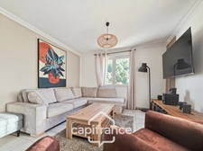 LE CRÈS – Maison familiale avec appartement indépendant, piscine et revenu locatif