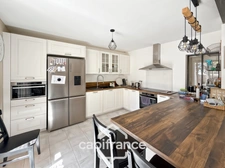 LE CRÈS – Maison familiale avec appartement indépendant, piscine et revenu locatif