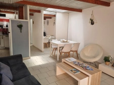 LE CRÈS – Maison familiale avec appartement indépendant, piscine et revenu locatif