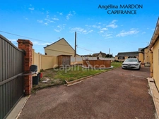 Maison à vendre PLAIN-PIED de 124 m² avec jardin, piscine et garage LE HAVRE SANVIC / RENAISSANCE 