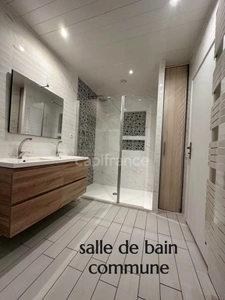 Spécial Investisseur : Maison de ville en mono-propriété (0 syndic), Rénovation Totale, DPE B - Colocation 7 ch + Studio indépendant) 
