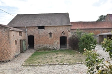 VERCHAIN-MAUGRÉ – CORPS DE FERME RÉNOVÉ – 178 m² – TERRAIN 1 382 m² – DÉPENDANCES & GRANGE