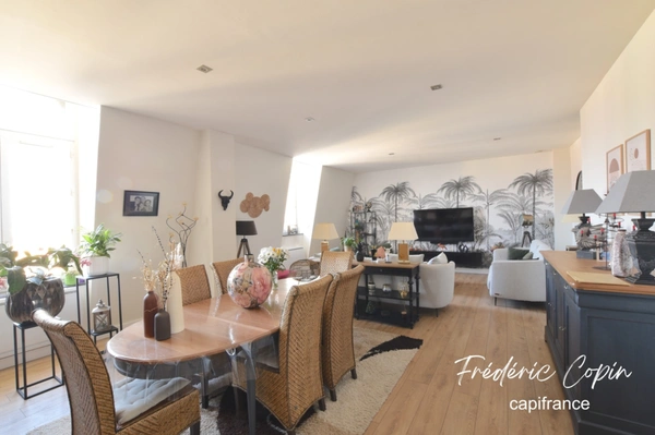 Appartement d'exception de 116 m² – Dernier étage – Volumes remarquables – Centre-ville de Cambrai