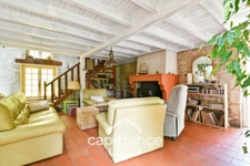Character house for sale, 12 rooms, SAINT SEVERIN SUR BOUTONNE (17) on 4500m² of wooded land