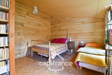 House for sale 6 rooms SAINT JEAN D'ANGELY (17), TOWN CENTER, with garden and outbuildings
