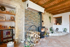 Maison à vendre 5 pièces ASNIERES LA GIRAUD (17) avec jardin, dépendances et garages