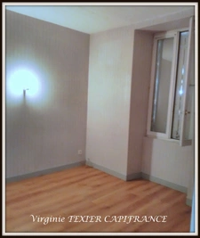 Maison à vendre 4 pièces SAINT JEAN D'ANGELY (17) avec jardin et garage
