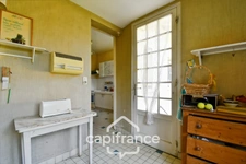 Maison PLAIN PIED  à vendre 6 pièces SAINT JEAN D'ANGELY (17) avec jardin clos et garage