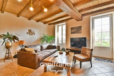 Maison à vendre 5 pièces ASNIERES LA GIRAUD (17) avec jardin, dépendances et garages