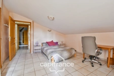 Character house for sale, 12 rooms, SAINT SEVERIN SUR BOUTONNE (17) on 4500m² of wooded land
