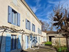 7-room property for sale in SAINT PARDOULT (17) on over 2 hectares of land
