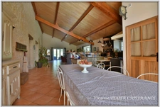 House for sale 10 rooms VILLENEUVE LA COMTESSE (17) on 4800 m² of land with outbuildings
