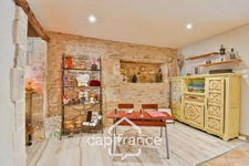 Maison à vendre 5 pièces ASNIERES LA GIRAUD (17) avec jardin, dépendances et garages