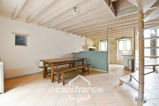 Maison charentaise à vendre 4 pièces LES EGLISES D'ARGENTEUIL (17)avec garage sur 1089m² de jardin arboré