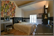 House for sale 10 rooms VILLENEUVE LA COMTESSE (17) on 4800 m² of land with outbuildings