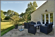 House for sale 10 rooms VILLENEUVE LA COMTESSE (17) on 4800 m² of land with outbuildings