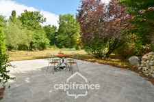 Character house for sale, 12 rooms, SAINT SEVERIN SUR BOUTONNE (17) on 4500m² of wooded land