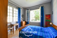 Maison PLAIN PIED  à vendre 6 pièces SAINT JEAN D'ANGELY (17) avec jardin clos et garage