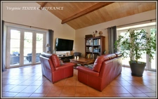 House for sale 10 rooms VILLENEUVE LA COMTESSE (17) on 4800 m² of land with outbuildings