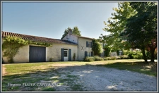 House for sale 10 rooms VILLENEUVE LA COMTESSE (17) on 4800 m² of land with outbuildings