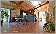 House for sale 10 rooms VILLENEUVE LA COMTESSE (17) on 4800 m² of land with outbuildings