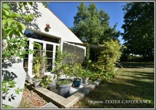 House for sale 10 rooms VILLENEUVE LA COMTESSE (17) on 4800 m² of land with outbuildings