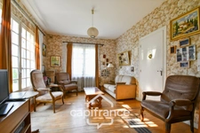 Maison PLAIN PIED  à vendre 6 pièces SAINT JEAN D'ANGELY (17) avec jardin clos et garage