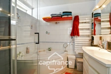 Maison à vendre 5 pièces TORXE (17) avec jardin clos de 1000m², garage et atelier