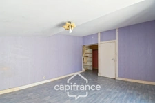 House for sale 3 rooms with garage in SAINT JEAN D'ANGELY (17)