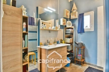 Maison à vendre de plain pied 5 pièces SAINT JEAN D'ANGELY (17) sur une parcelle de 1012m²