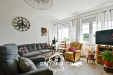 Maison à vendre de plain pied 5 pièces SAINT JEAN D'ANGELY (17) sur une parcelle de 1012m²