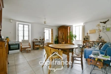 House for sale 6 rooms SAINT JEAN D'ANGELY (17), TOWN CENTER, with garden and outbuildings