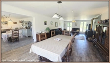 House for sale in Varaize (17), 6 rooms, 4 bedrooms, on 1500m² of enclosed garden with garage
