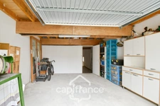 Maison charentaise à vendre 4 pièces LES EGLISES D'ARGENTEUIL (17)avec garage sur 1089m² de jardin arboré