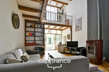 Maison à vendre 10 pièces BIGNAY (17), proche ST JEAN D'ANGELY et ses commerces, avec jardin, piscine et garage