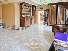 7-room property for sale in SAINT PARDOULT (17) on over 2 hectares of land