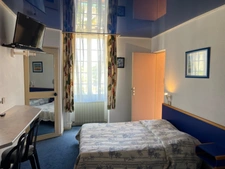 Dpt Côte d'Or (21), for sale near BEAUNE property P34 of 1458 m²  