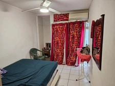 Apartment for sale 7 rooms (971)