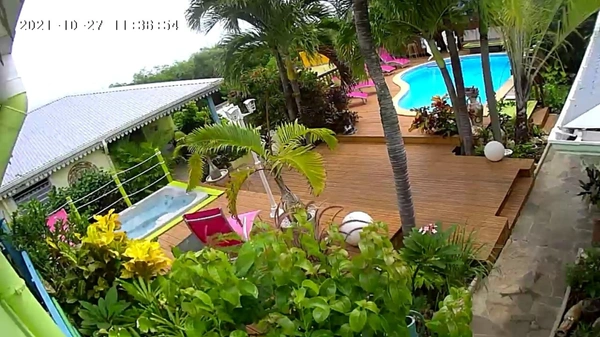 Dpt Guadeloupe (971), à vendre SAINTE ANNE propriete P12 de 249,52 m² - Terrain de 911,00 m²
