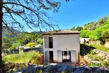 SOLLIES TOUCAS (83) - FAVORITE HOUSE OF 150 M² WITH 6 ROOMS - STUNNING VIEW - UNUSUAL, BRIGHT AND QUIET