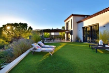 SOLLIES TOUCAS (83) - MAISON COUP DE COEUR DE 150 M² 6 PIECES - VUE IMPRENABLE - ATYPIQUE LUMINEUSE ET AU CALME