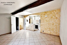 SOLLIES TOUCAS (83) - IMMEUBLE/MAISON DE VILLAGE DE 2 APPARTEMENTS + 1 LOCAL