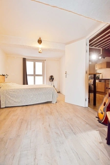 TOULON (83) - EMPLACEMENT IDEAL CENTRE VILLE – APPARTEMENT 2 PIECES DE 51 M² PLEIN DE CHARME ET DE CACHET - INVESTISSEMENT OU RESIDENCE PRINCIPALE