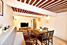 TOULON (83) - EMPLACEMENT IDEAL CENTRE VILLE – APPARTEMENT 2 PIECES DE 51 M² PLEIN DE CHARME ET DE CACHET - INVESTISSEMENT OU RESIDENCE PRINCIPALE