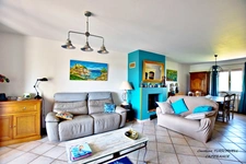 Jolie Propriété à vendre 5 pièces SOLLIES PONT (83)