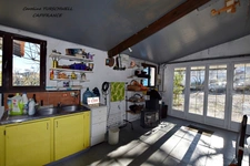 BESSE SUR ISSOLE (83) - SUPERB PROPERTY - 3 BEDROOM HOUSE - POTENTIAL - 1 GARAGE OF 20M² AND 1 OF 116M² - HUGE FLAT PLOT OF 10750M²