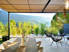 SOLLIES TOUCAS (83) - FAVORITE HOUSE OF 150 M² WITH 6 ROOMS - STUNNING VIEW - UNUSUAL, BRIGHT AND QUIET